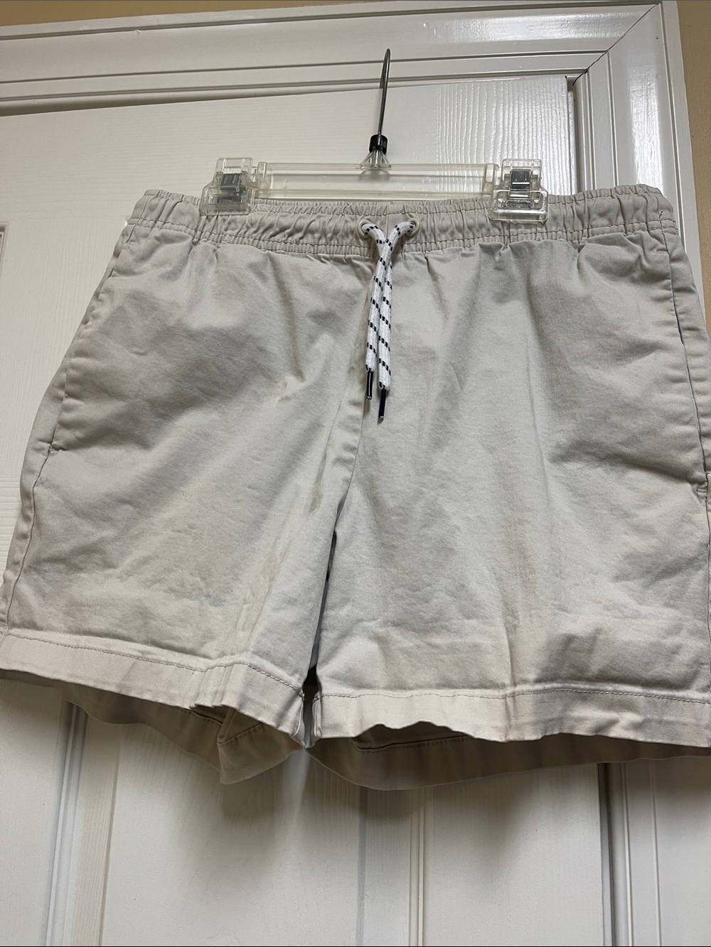 crown & ivy light beige drawstring athletic shorts